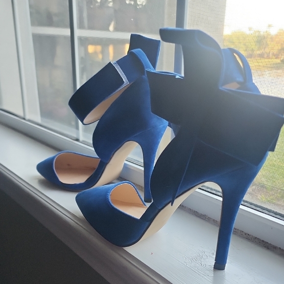 Elegant Blue Women's Heels - Picture 3 of 3